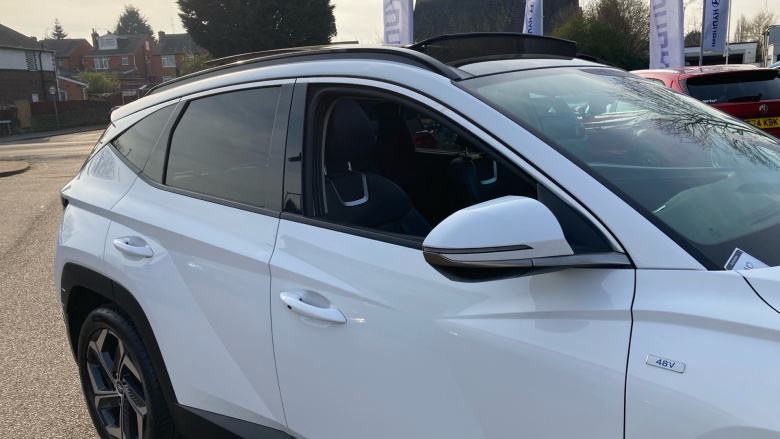 Hyundai TUCSON 1.6 TGDi 48V MHD 180 Ultimate 5dr 4WD DCT Petrol Estate